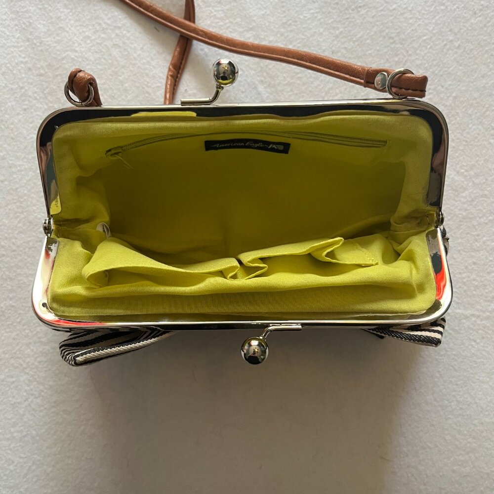 American Eagle Crossbody Purse 8 ½ x 6 - Picture 4 of 8